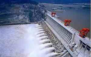 三峡大坝什么时候建成的投资多少钱