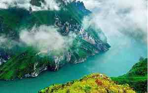 三峡中的描写的句子是什么